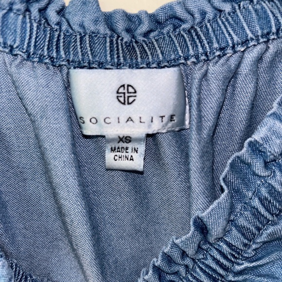 Socialite denim style, long sleeve, embroidered boho mini dress, size XS, EUC - Picture 4 of 4